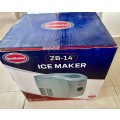 SnoMaster - 12kg Counter-Top Ice-Maker - Silver