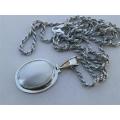 Exquisite solid sterling silver vintage Italian chain and Mexican pendant - weight 36.2 g.