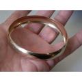 Magnificent Solid 9 ct Yellow Gold Bangle - weight 14.4 g (1)
