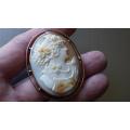 Fabulous Heavy Antique Victorian 9 ct Rose Gold Cameo Brooch - weight 20.3 g.  Value R25,000