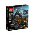 LEGO 42053 Technic Volvo EW160E Excavator (Discontinued by Manufacturer 2016)