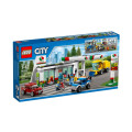 LEGO City Town 60132 Service Station (Discontinued by Manufacturer 2016) Very Rare