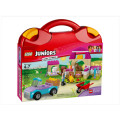LEGO 10746 Juniors Mia`s Farm Suitcase (Discontinued by Manufacturer 2017)