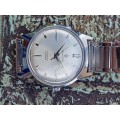 Vintage Invicta wrist watch manual wind 33mm ex crown WORKING near mint condition