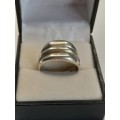 Sterling silver ladies ring Size: Q NO BOX