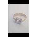 9ct White Gold Diamond Ring - Pre-owned