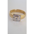 9ct Yellow Gold Diamond Ring - Pre-owned