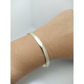 9ct Solid Gold Ladies Bangle - Pre-owned