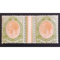 Union of SA-SACC 9, 4d Gutter Pair, Orange and Olive Green MNH