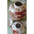 Valuable Set of 2 Imari Ginger Jars in Gold Brown and Cream