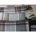 A Nice Checked Scarf (Grey and Beige)