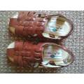 Woolworths Walkmates Kid`s Baby`s Shoes/Sandals - Size 7.5 - leather uppers