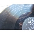 ELVIS GOLDEN RECORDS  = RCA  = VINTAGE LP