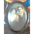 Large Vintage Oval Frame with Convex Glass + Vintage photograph