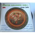 The Gunter Kallmann choir sings folk LP