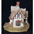 Lilliput Lane Clover Cottage