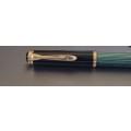 Highly collectable - Authentic and rare Pelikan Germany 400 14k nib fountain pen