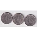 3 GREAT BRITAIN 5 PENCE 1990/1/2 KM#937b  Copper Nickel - SEE SCANS
