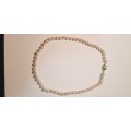 Pearl necklase with 18ct gold clasp