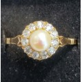 ANTIQUE DIAMOND AND PEARL RING, 18CT GOLD   (EstateJewellery2020#15)