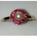 RUBY and PEARL ANTIQUE GOLD RING