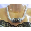 Perrine Necklace, White Glass Pearls With Nickel, 46cm, Toggle Clasp, 1pc