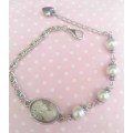 Mistique Bracelet,  Beige Centre Piece And Glass Pearls With Nickel Chain, Lobster Clasp, 19cm., 1pc