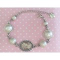 Mistique Bracelet,  Beige Centre Piece And Beige Glass Pearls, Lobster Clasp Nickel, 19cm + 5cm, 1pc
