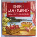 Debbie Macomber`s Cedar Cove Cookbook, Full Colour Photo`s, 132 Recipes, 239 Pages, Hardcover, A4