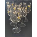 6 x Arcoroc France Wine Glasses With Flower Detail, 150ml. See Photos Below