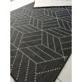Gorgeous Exception Quality Indoor & Outdoor Rug