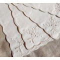 4 white embroidered napkins - cotton - small mark  - 26 x 26cm