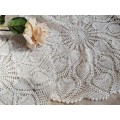 Large crochet doilies 35 and 48 cm - white cotton - pineapple design