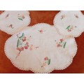Vanity set of doilies embroidered with crochet edge 2 x 20cm and 1  x 28cm