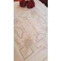 Square linen tablecloth, cream colour, with flower hand embroidery 82 x 82 cm