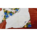 Set of 5 linen napkins with colourful lace insert  26 x 26cm
