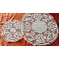 2 filet crochet doilies - white - 20 and 31 cm diameters