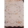 Embroidered tablecloth (106 x 106 cm)