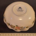 Small Bowl  Aynsley Pembroke Made in England Hight +_4.5 Hight x 14 cm width