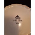 Porcelain Aynsley Wild Tudor   Bon Bon Dish Made in England size  length 13.5 width 12 cm