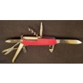 Victorinox Swiss Army knife (Huntsman)Older model Grooved Cork screw Red scales
