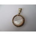 9ct yellow Gold and Mabe`Pearl Pendant