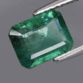 1.29 ct Perfect Shape Natural Green Columbian Emerald 8.00 x 6.00mm