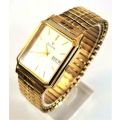 BULOVA GENTS AUTHENTIC GOLD TONE DATE WATCH WITH STRETCH BAND **ONLY ONE AVAILABLE