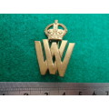WW1 WOMEN'S VOLUNTEER BADGE - JR GAUNT MARKED . NO: 82104 . CLASP WORKING