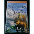 The Shelter`s of Stone - JEAN M. AUEL - Earth`s Children - CROWN Publishers - First US Edition
