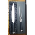 BRAND NEW BOXED CHEF MEAT CARVING KNIFE SET.