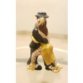 VERY HIGHLY DETAILED MEXICAN EMBRACING DANCING COUPLE PORCELAIN FIGURINE SCULPTURE.