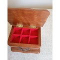 Stunning wooden ring jewelery box