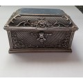 Stunning little jewelery box with angel and rose design